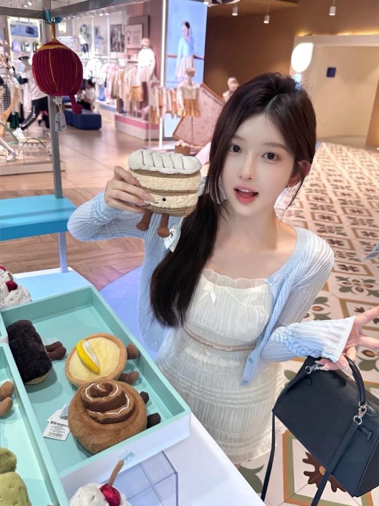· 留学系气质女孩8217 作者:皇家游艇会 帖子ID:5446 