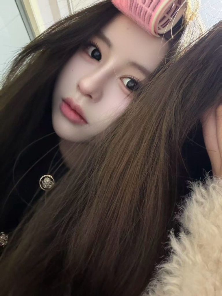 · 氛围女孩7840 作者:皇家游艇会 帖子ID:5445 
